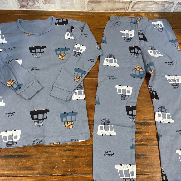 Pajama Sets bundle size 12 - Picture 3 of 5